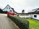 Großzügiges freistehendes Einfamilienhaus mit unverbaubaren Weitblick in bester Wohnlage - Außenansicht, Immodez GmbH Immobilienmakler Gummersbach (4)