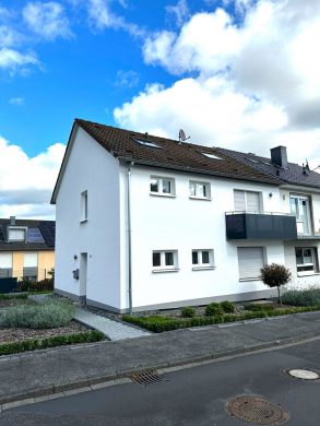 Modernes Einfamilienhaus mit Einbauküche, Garage und Garten in Brühl 50321 Brühl, Einfamilienhaus