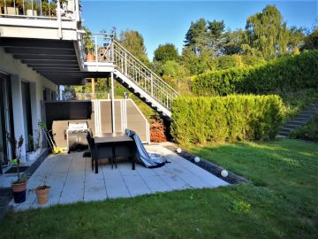Moderne Erdgeschosswohnung mit Küche, Garten und Garage 50321 Brühl, Etagenwohnung