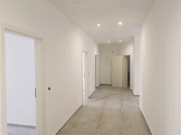Sanierte 5 Zimmerwohnung in verkehrsgünstiger Lage mit Garage 66663 Merzig / Brotdorf, Etagenwohnung